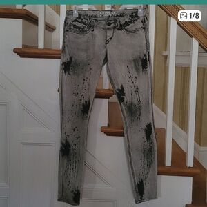 EXPRESS Jeans Zelda Ultra Skinny Paint Splatter Lowrise Size 6 with stretch